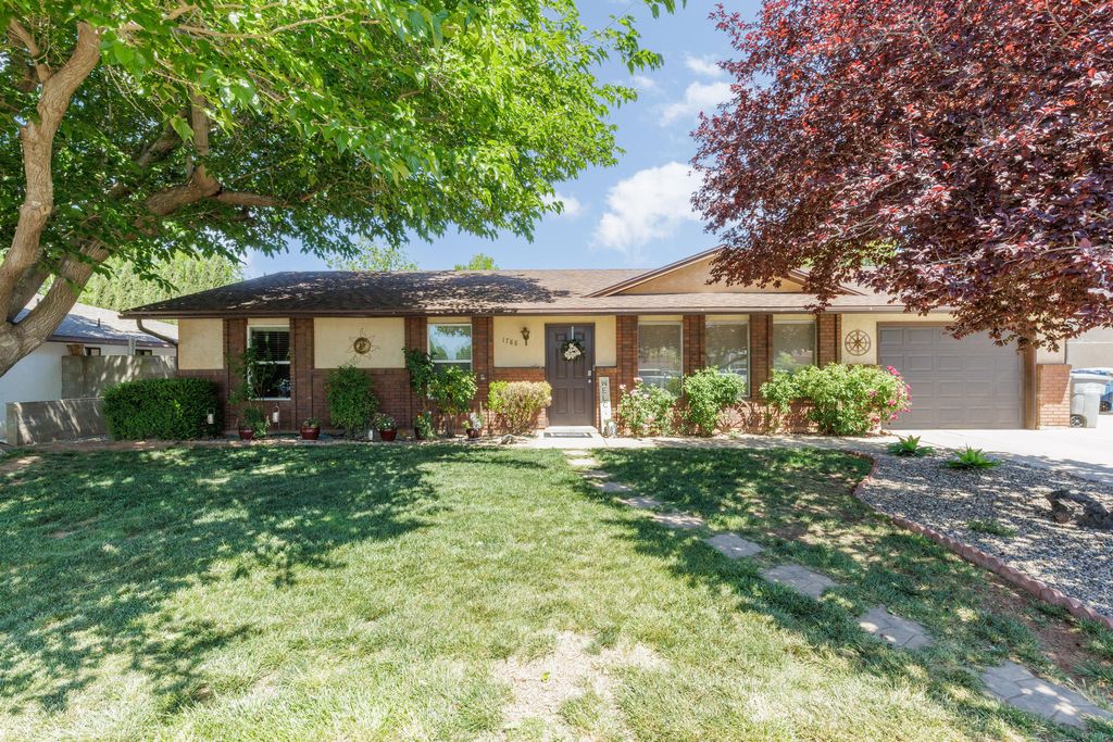 Photo of 1788 W 1230 N, Saint George, UT 84770 (MLS # 116032)