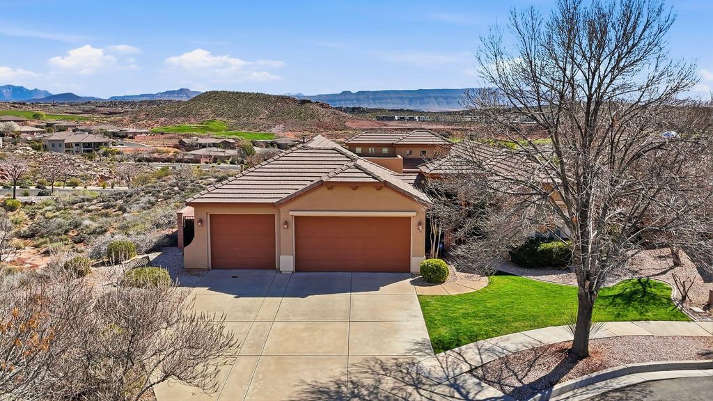 Photo of 1672 N Ranch View DR, Washington, UT 84780 (MLS # 115121)