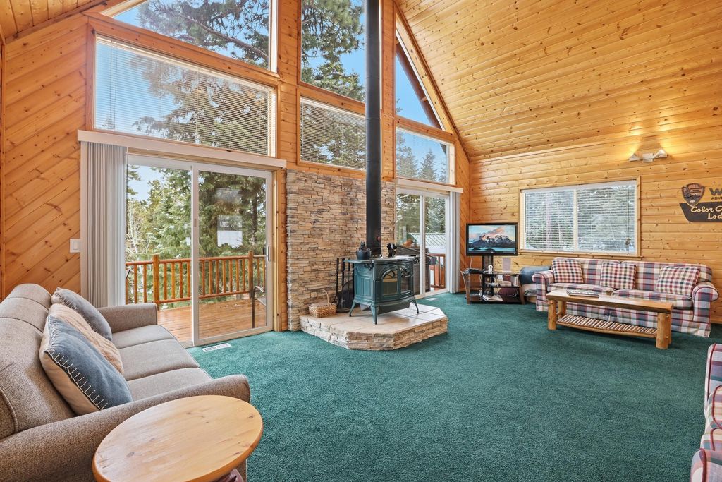 Photo of 3375 N Arapaho DR, Duck Creek Village, UT 84762 (MLS # 114909)