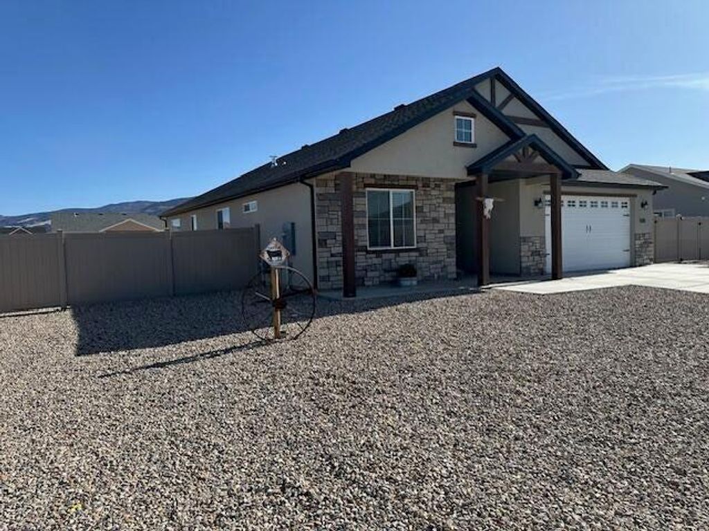 Photo of 5010 N Bald Eagle DR, Enoch, UT 84721 (MLS # 114745)