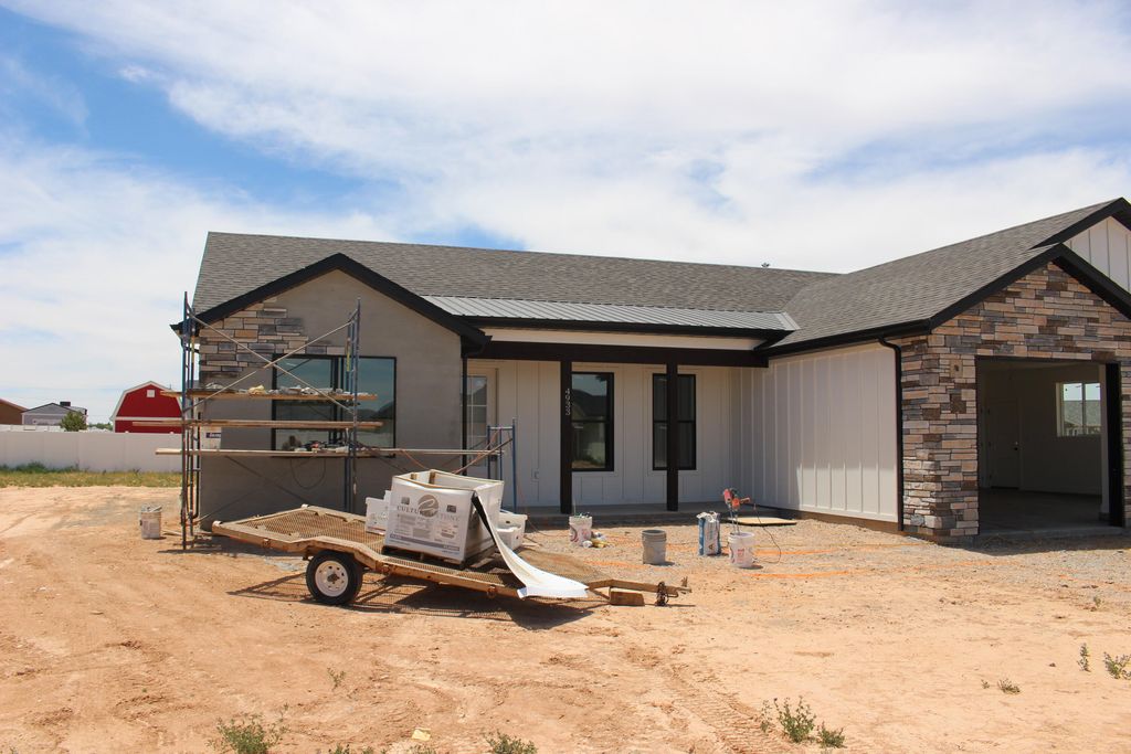 Photo of 4933 N Remington RD, Enoch, UT 84721 (MLS # 115879)