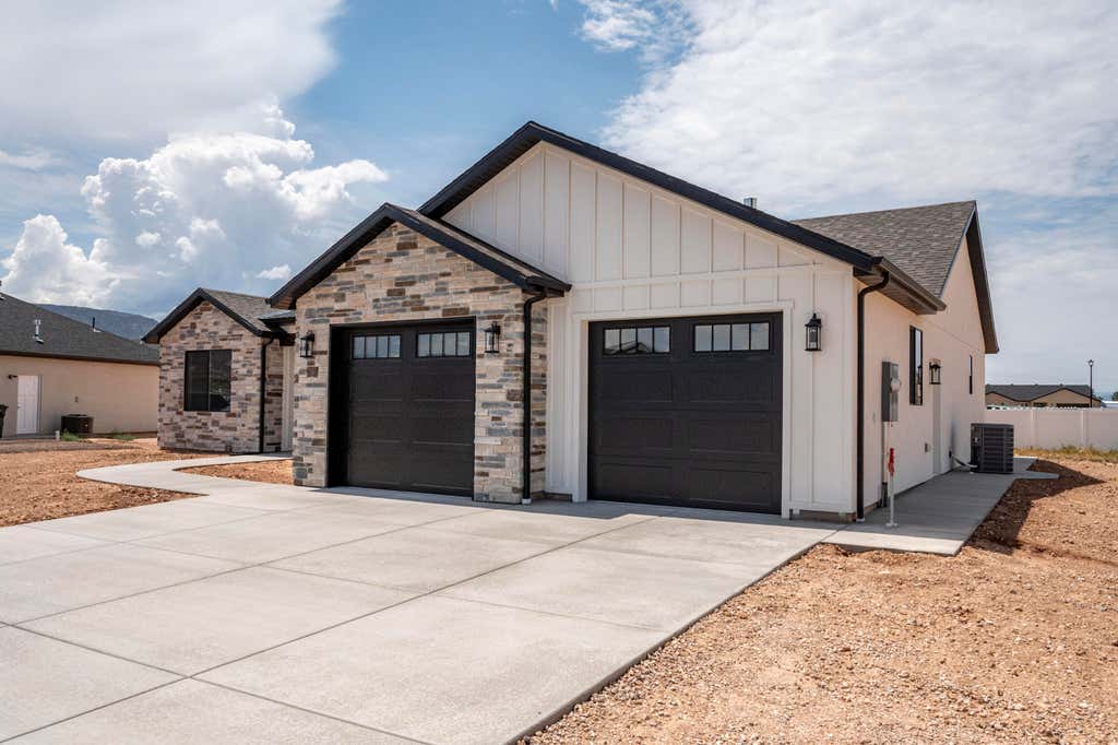 Photo of 4933 N Remington RD, Enoch, UT 84721 (MLS # 115879)