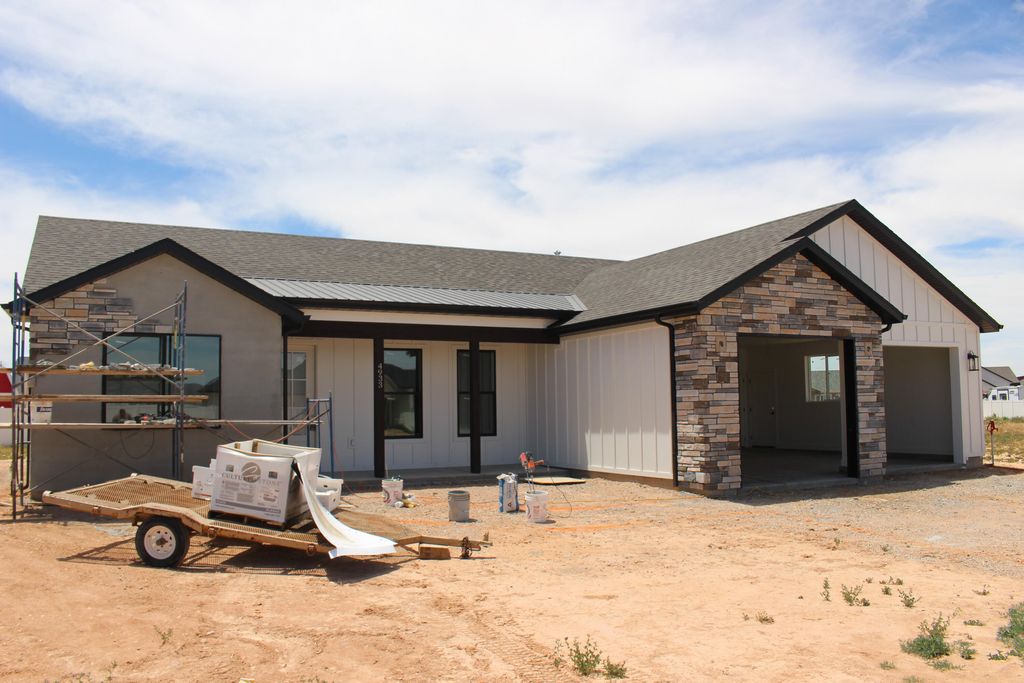 Photo of 4933 N Remington RD, Enoch, UT 84721 (MLS # 115879)