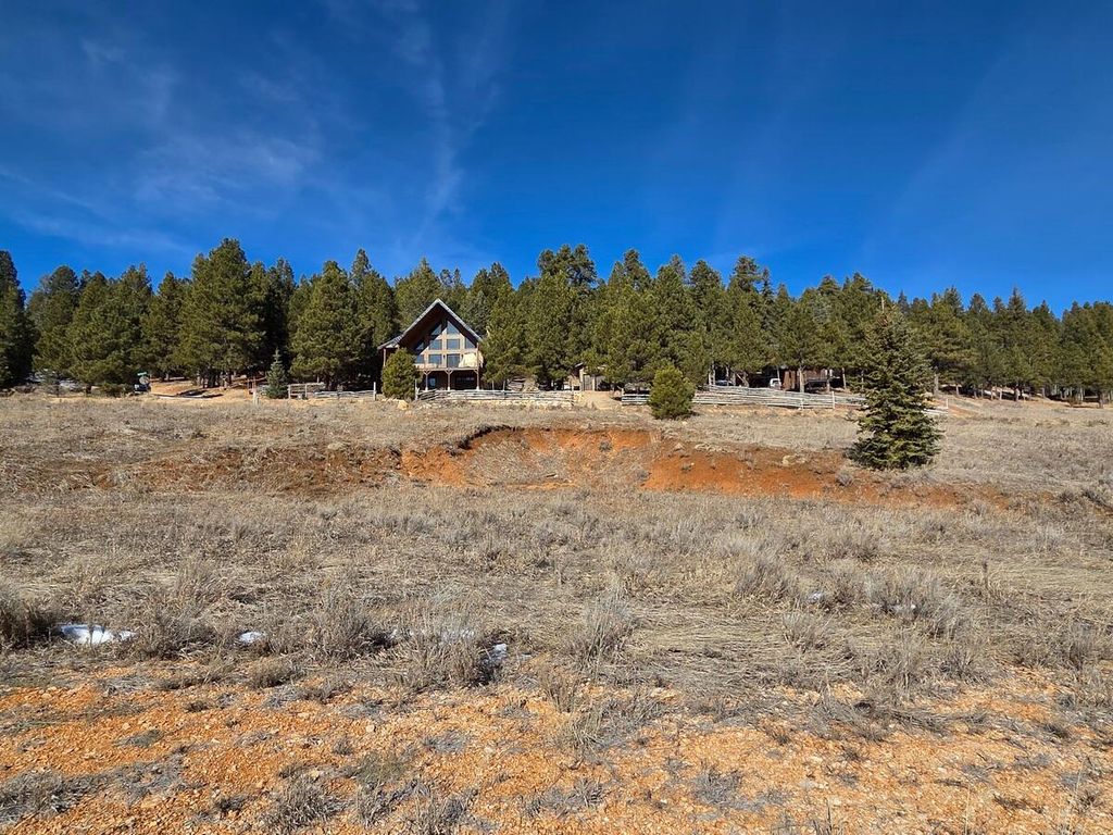 Photo of 1610 E Gulf Stream DR, Duck Creek Village, UT 84762 (MLS # 114546)