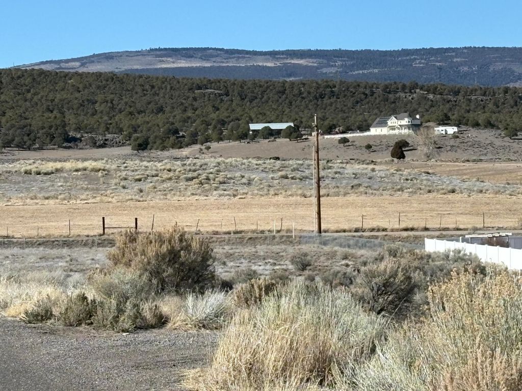 Photo of 95 E Blue Meadow LN, Panguitch, UT 84759 (MLS # 114592)