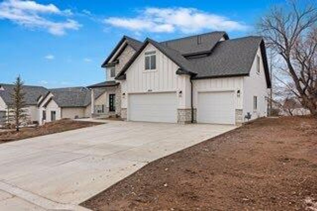 Photo of 2956 W Rock Ridge RD, Cedar City, UT 84720 (MLS # 113033)