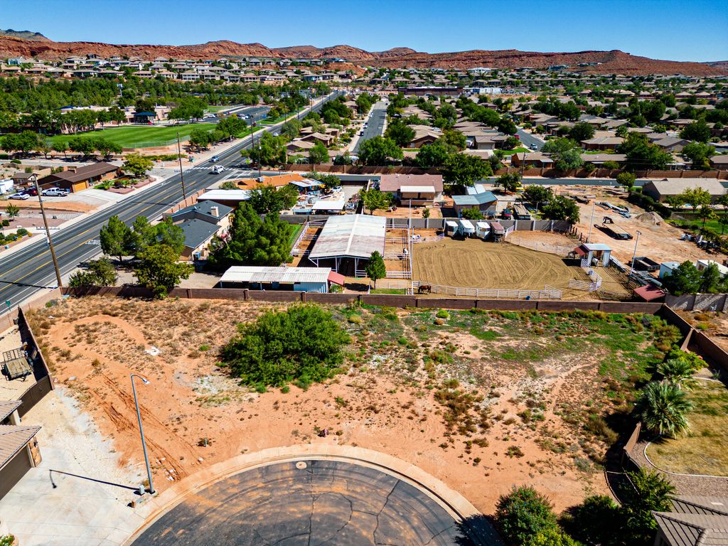 Photo of 1970 Cir CIR #LOT 5, Saint George, UT 84770 (MLS # 113180)