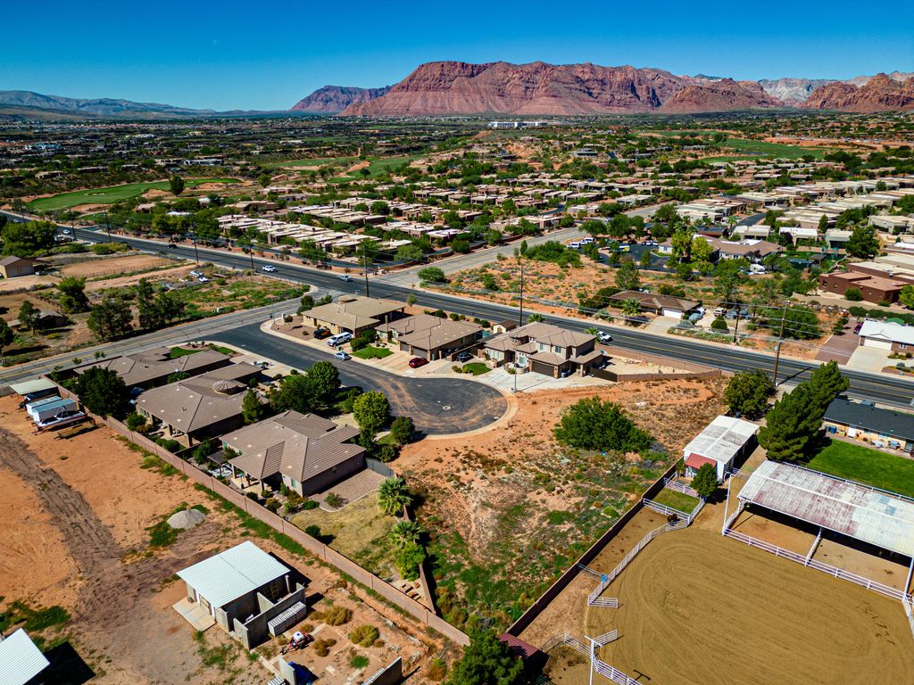 Photo of 1970 Cir CIR #LOT 5, Saint George, UT 84770 (MLS # 113180)