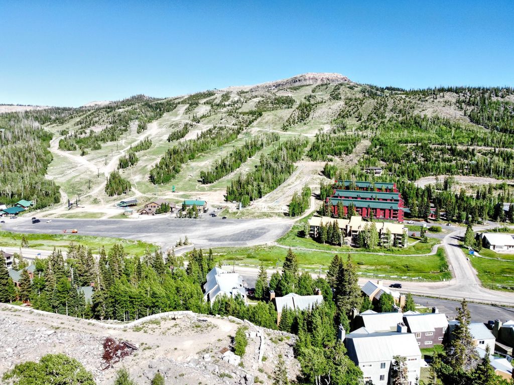 Photo of 349 W Eagles Roost St, Brian Head, UT 84719 (MLS # 110468)