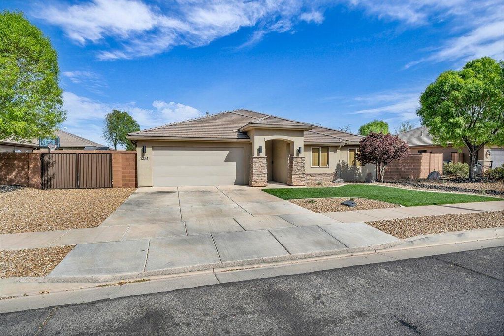 Photo of 3231 S 300 W, Washington, UT 84780 (MLS # 110428)