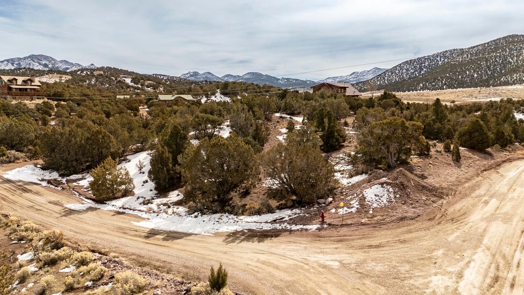 Photo of 4215 S Artifact Dr, Cedar City, UT 84720 (MLS # 114998)