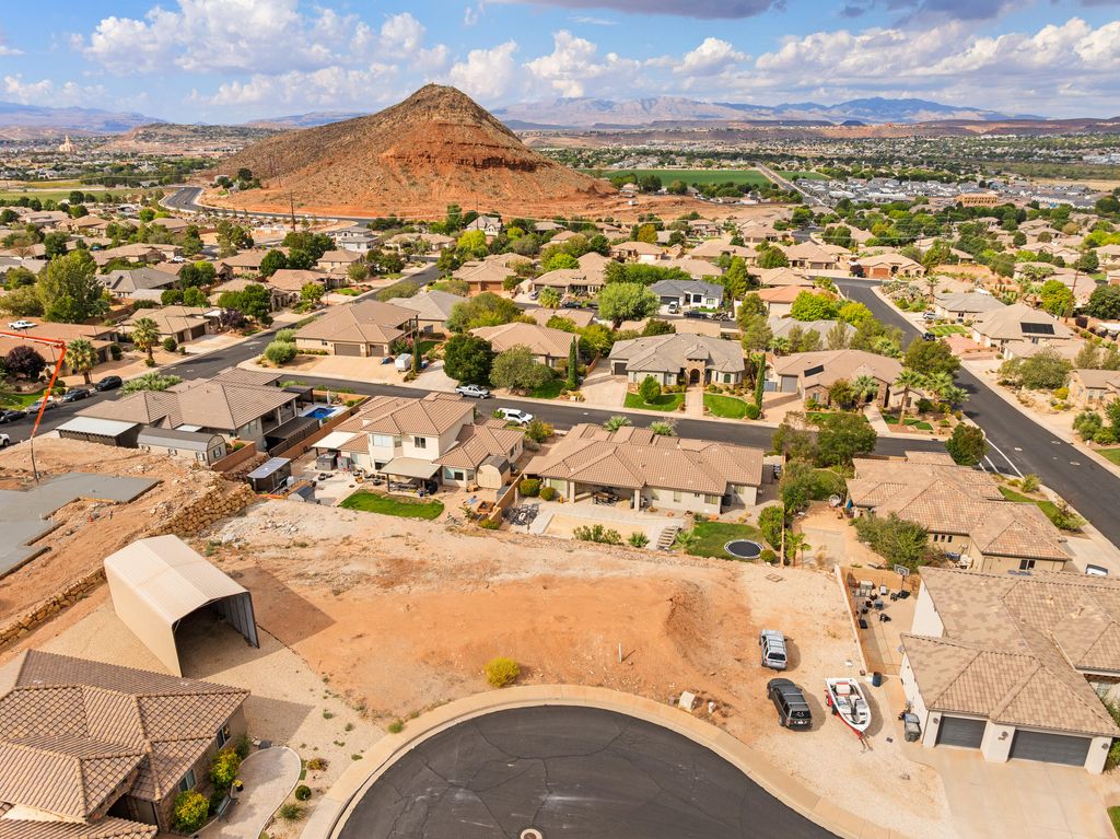 Photo of 2050 S Stable CIR, Washington, UT 84780 (MLS # 113383)