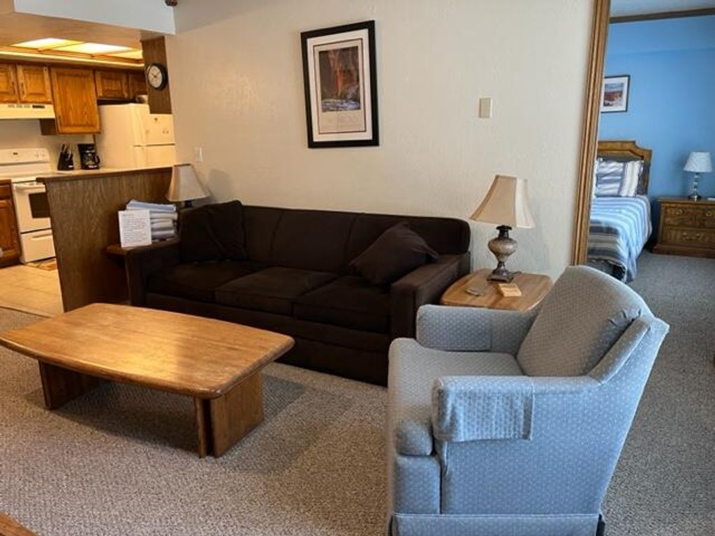 Photo of 150 W Ridge View Street #211 St, Brian Head, UT 84719 (MLS # 113123)