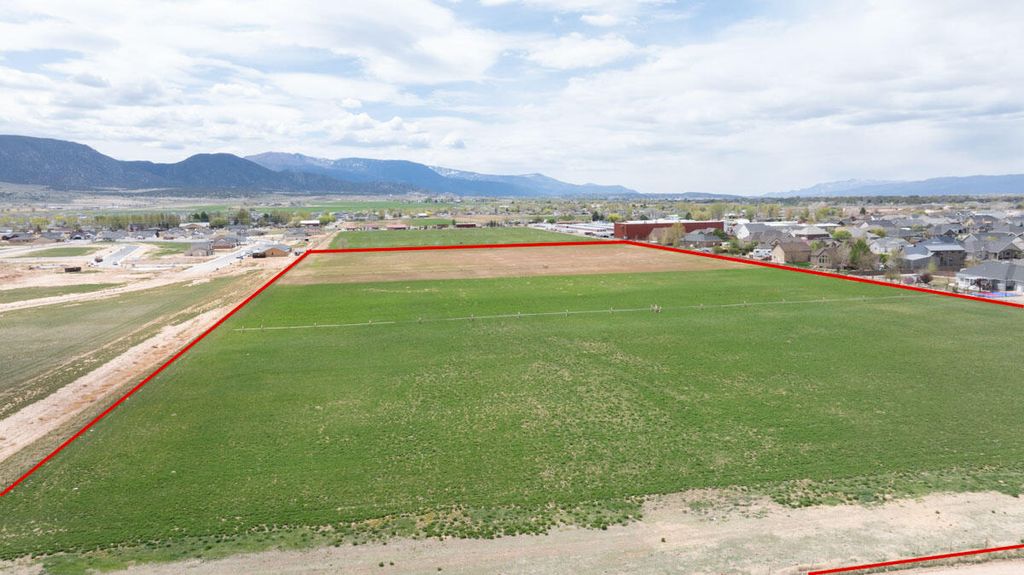 Photo of 800 E 5200 N, Enoch, UT 84721 (MLS # 111235)