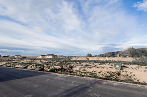 Photo of 2432 N Locust ST, Cedar City, UT 84721 (MLS # 115963)