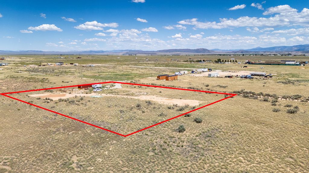 Photo of 5871 N 3650 W, Cedar City, UT 84721 (MLS # 112315)