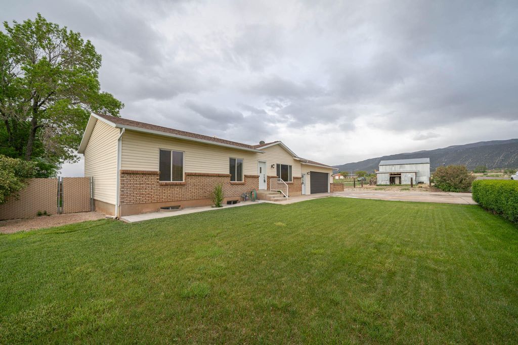 Photo of 248 W 2530 N, Cedar City, UT 84721 (MLS # 111343)