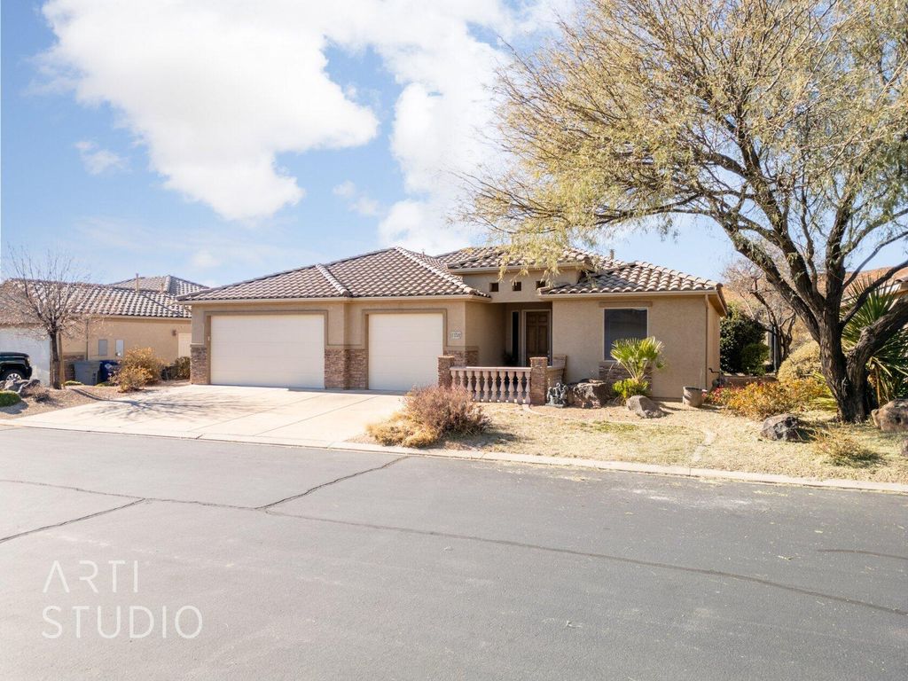 Photo of 1109 N Ventana DR, Washington, UT 84780 (MLS # 110099)