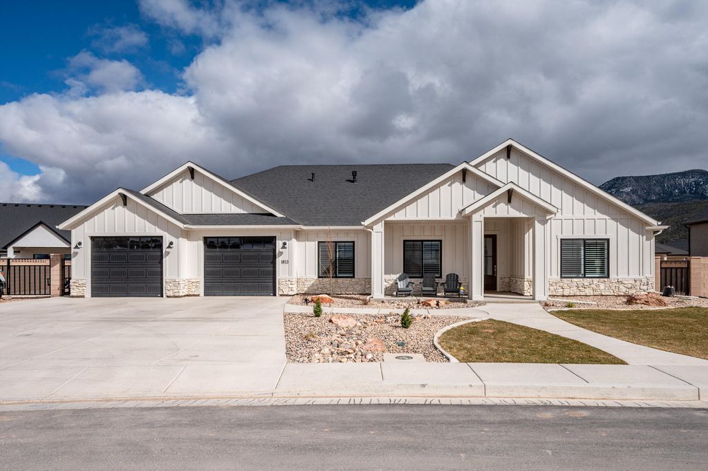 Photo of 1813 S Harvest LN, Cedar City, UT 84720 (MLS # 115230)