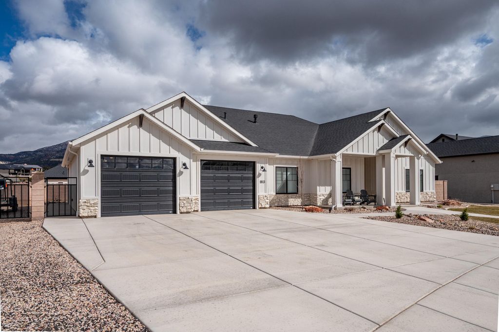 Photo of 1813 S Harvest LN, Cedar City, UT 84720 (MLS # 115230)