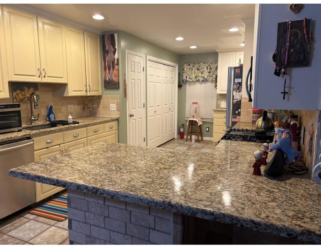 Photo of 3463 W 14400 S, Bluffdale, UT 84065 (MLS # 113789)