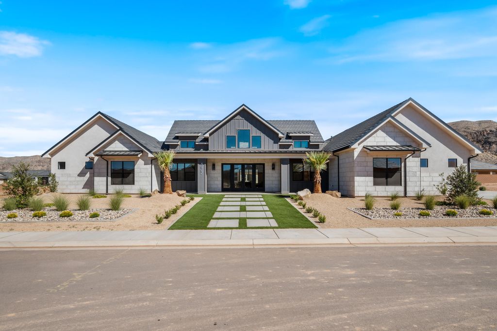 Photo of 1907 S 950 W, Hurricane, UT 84737 (MLS # 113303)