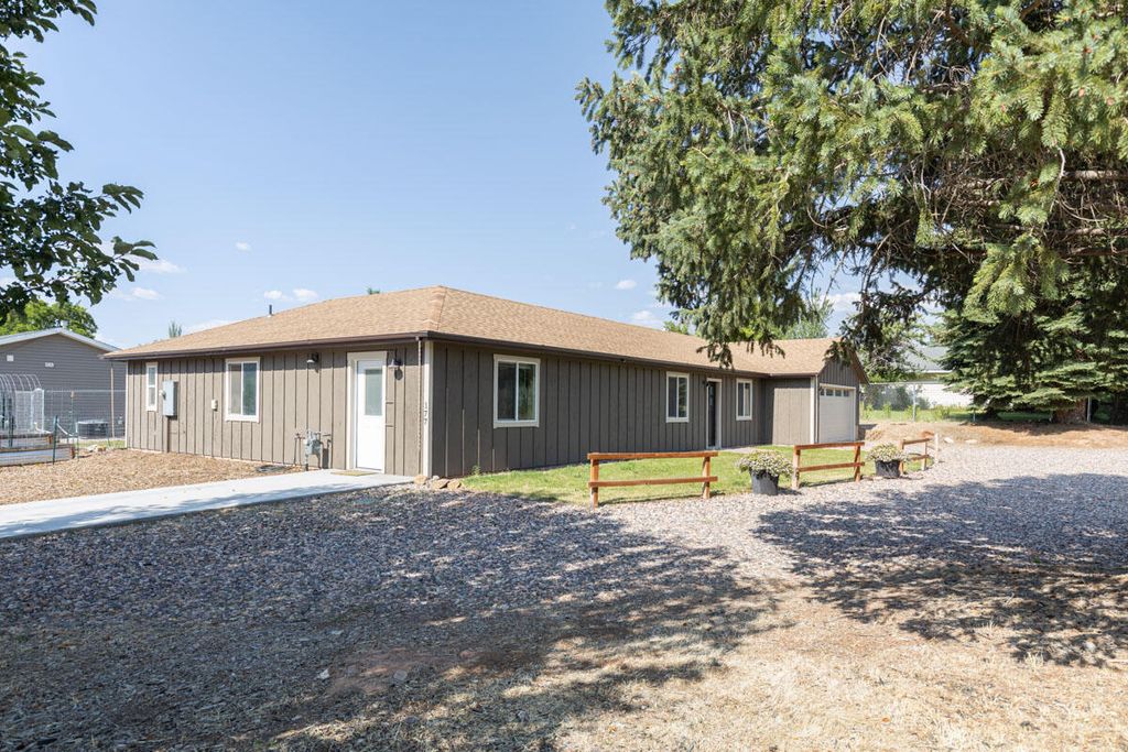 Photo of 177 S 500 W, Parowan, UT 84761 (MLS # 112001)