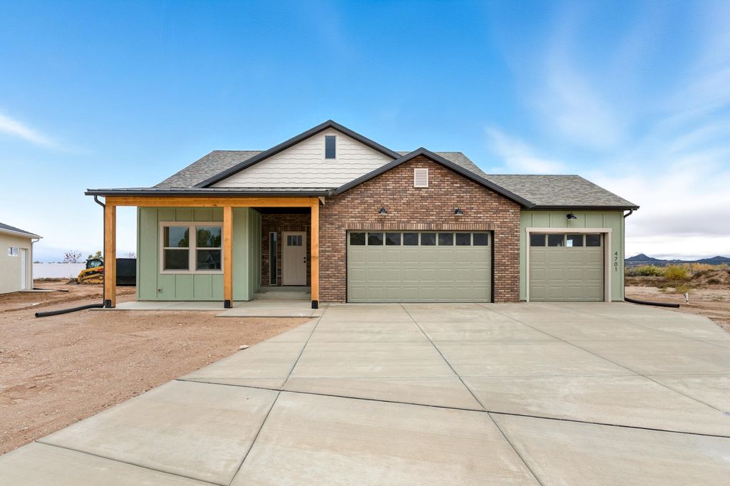 Photo of 4701 N 2000 W, Cedar City, UT 84721 (MLS # 112908)