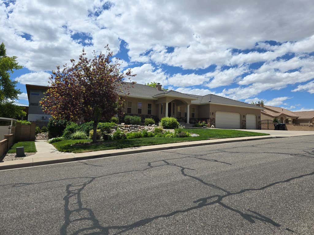 Photo of 940 S 1850 W, Cedar City, UT 84720 (MLS # 117773)
