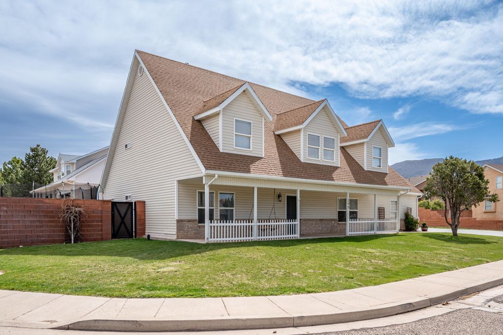 Photo of 295 S Staci CT, Cedar City, UT 84720 (MLS # 115972)