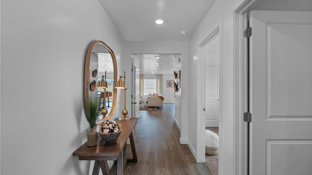 Photo of 3294 W Pointe West Way #1069, Cedar City, UT 84721 (MLS # 116048)