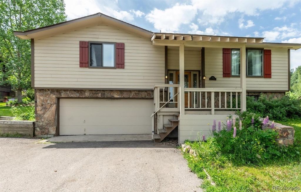 Photo of 555 Amethyst Drive, Steamboat Springs, CO 80487 (MLS # SS4764389)