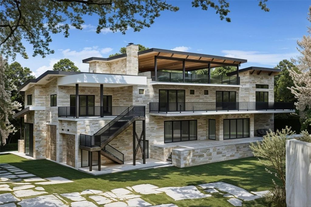 Photo of 569 Steamboat Boulevard, Steamboat Springs, CO 80487 (MLS # S1053128)