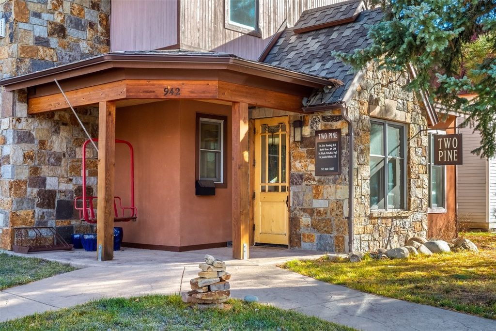 Photo of 942 Oak Street #3, Steamboat Springs, CO 80487 (MLS # S1064394)