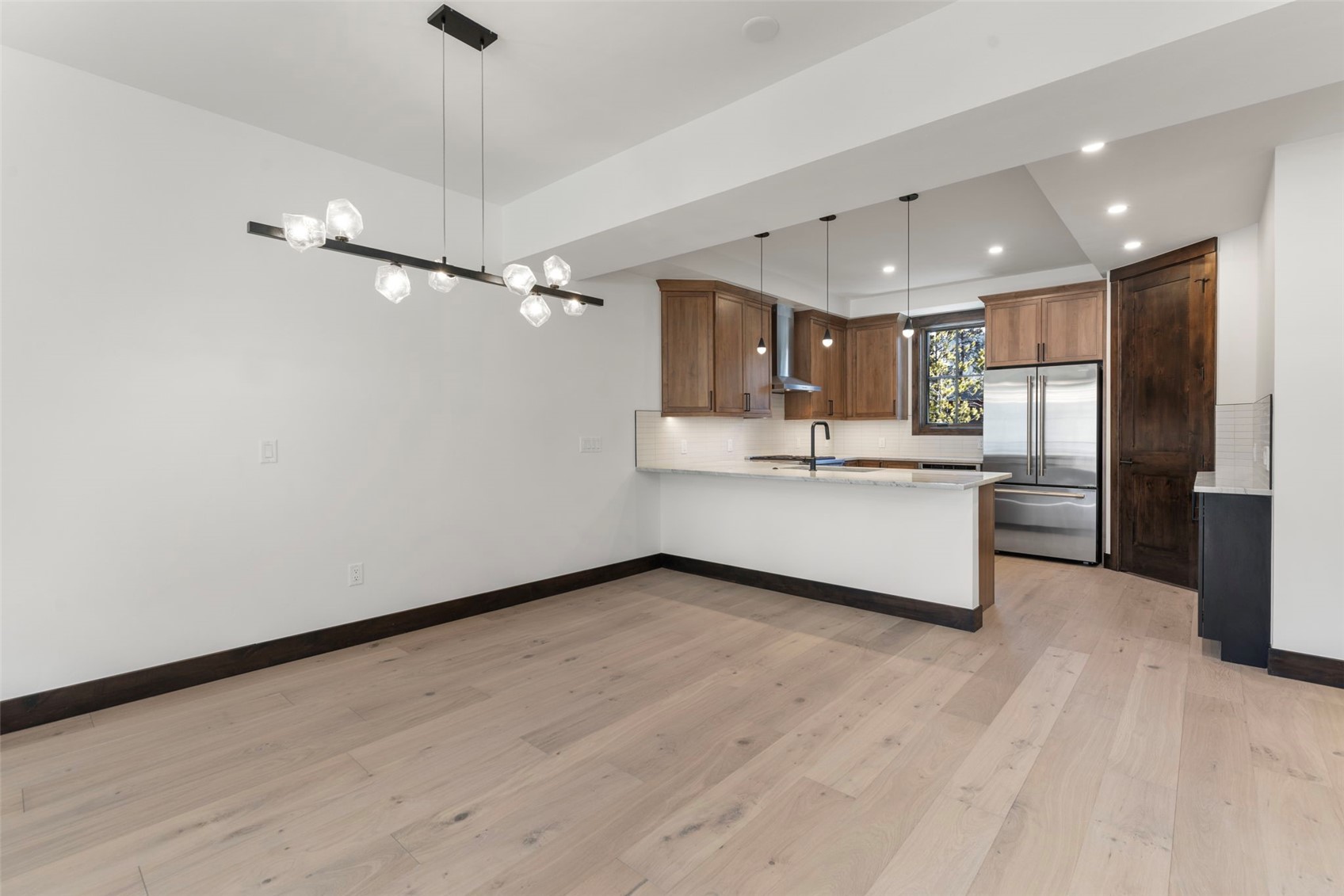 Frisco, Colorado, 80443, United States, 3 Bedrooms Bedrooms, ,3 BathroomsBathrooms,Residential,Active,2017487