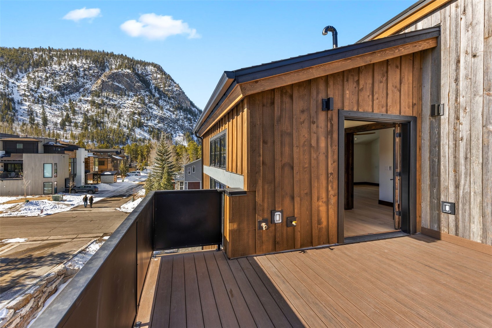 Frisco, Colorado, 80443, United States, 3 Bedrooms Bedrooms, ,3 BathroomsBathrooms,Residential,Active,2017487