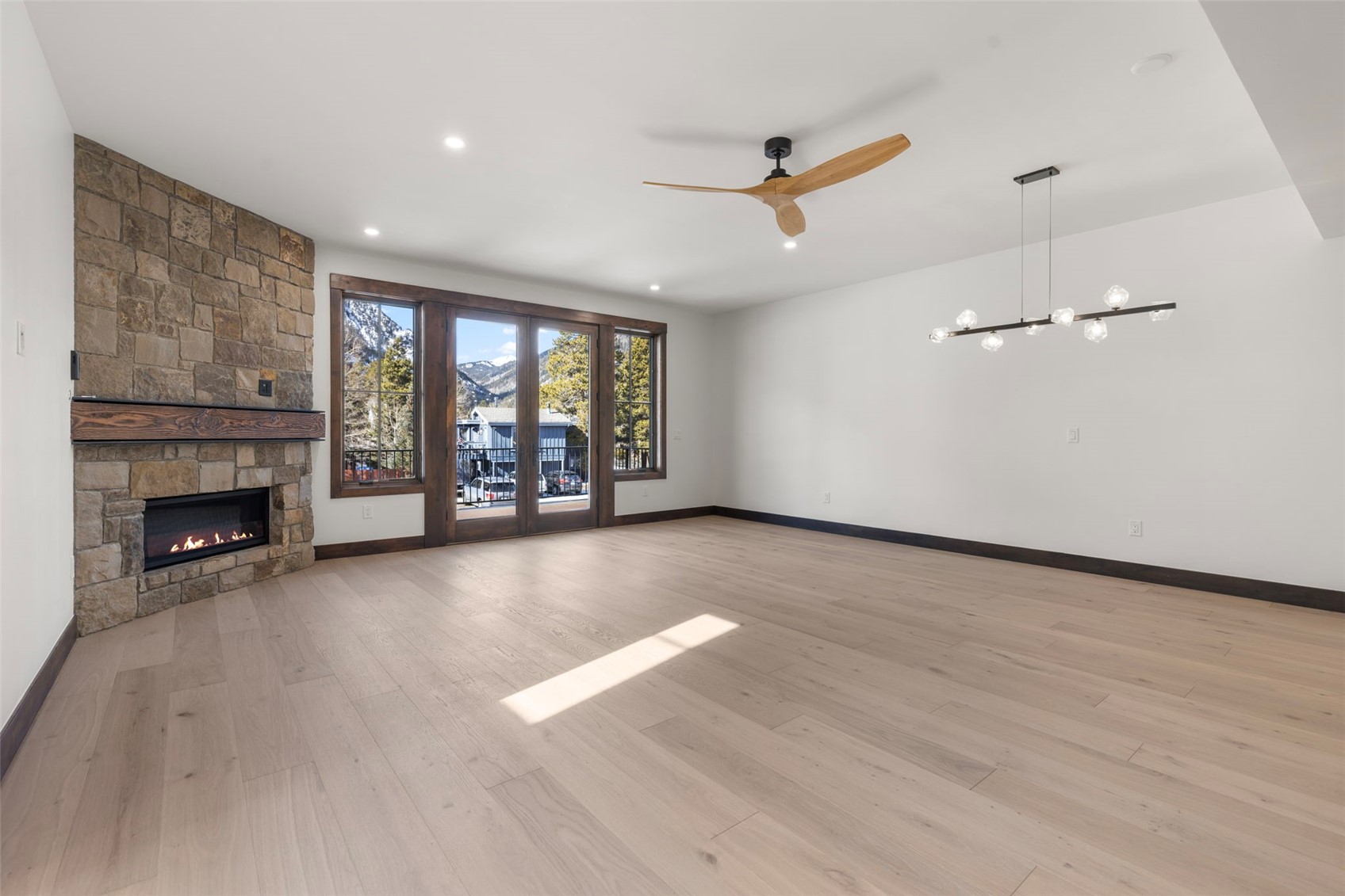 Frisco, Colorado, 80443, United States, 3 Bedrooms Bedrooms, ,3 BathroomsBathrooms,Residential,Active,2017487