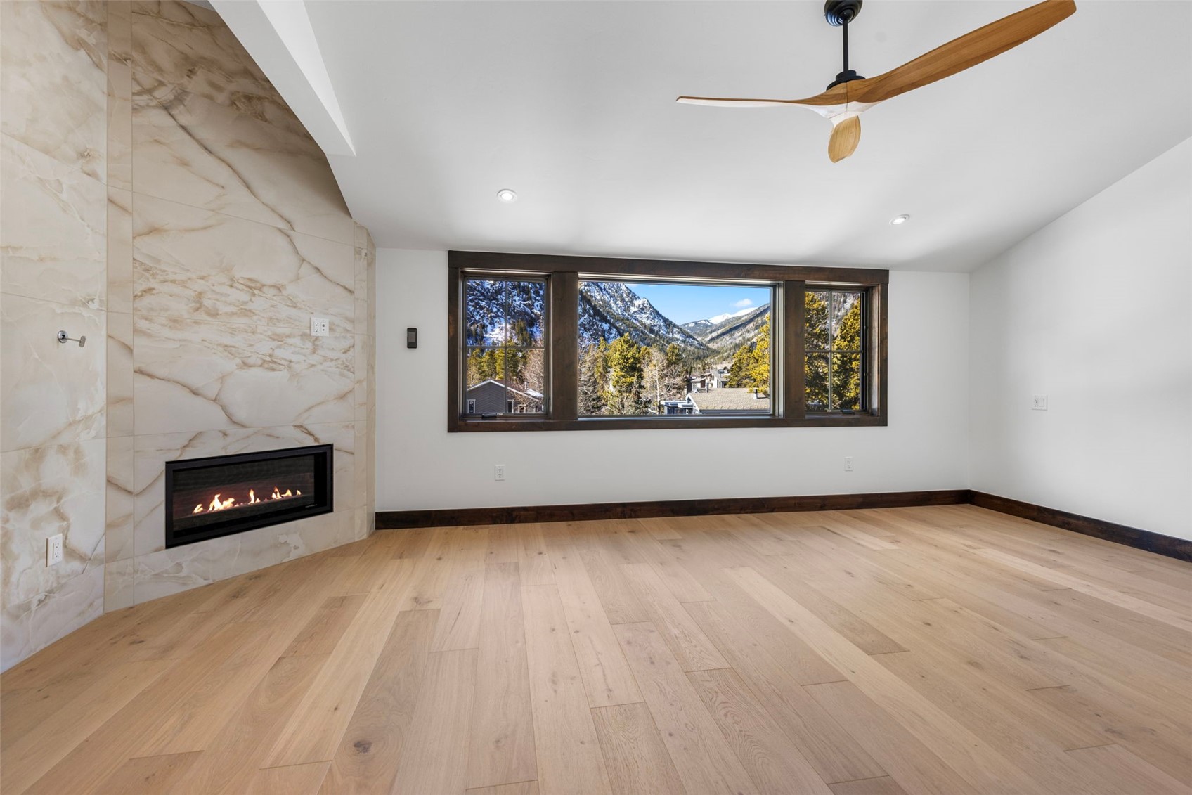 Frisco, Colorado, 80443, United States, 3 Bedrooms Bedrooms, ,3 BathroomsBathrooms,Residential,Active,2017487