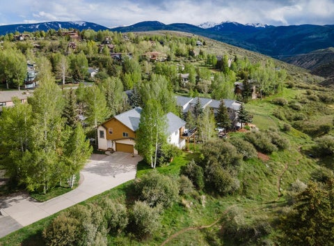 Photo of 2485 Old Trail Road #B, Avon, CO 81620 (MLS # S1071569)