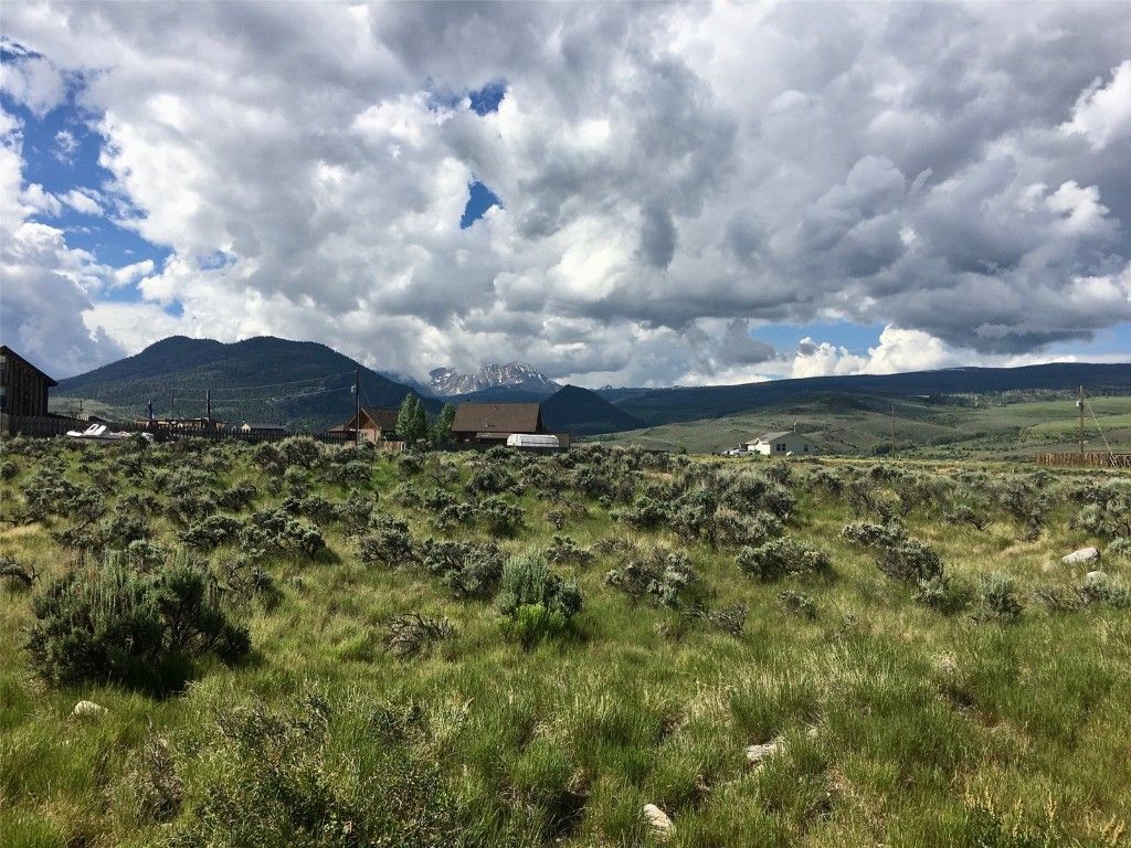 Photo of 110 Grand County Road 1018, Silverthorne, CO 80498 (MLS # S1065778)