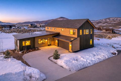 Photo of 23395 Stageline Avenue, Oak Creek, CO 80467 (MLS # S1066239)