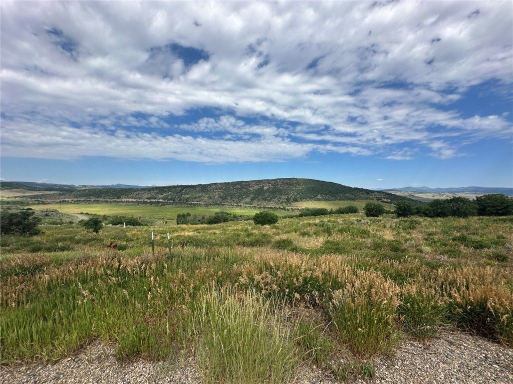Photo of 32095 Judges Viewpoint, Oak Creek, CO 80467 (MLS # S1060061)