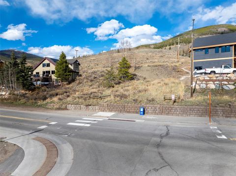 Photo of 321 Tenderfoot Street, Dillon, CO 80435 (MLS # S1068261)