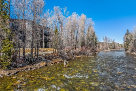 Photo of 930 BLUE RIVER Parkway #821, Silverthorne, CO 80498 (MLS # S1067771)