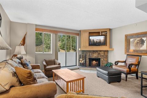 Photo of 631 Village Road #31420, Breckenridge, CO 80424 (MLS # S1062480)