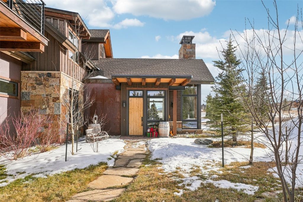 Photo of 104 Talon Circle, Silverthorne, CO 80498 (MLS # S1065699)
