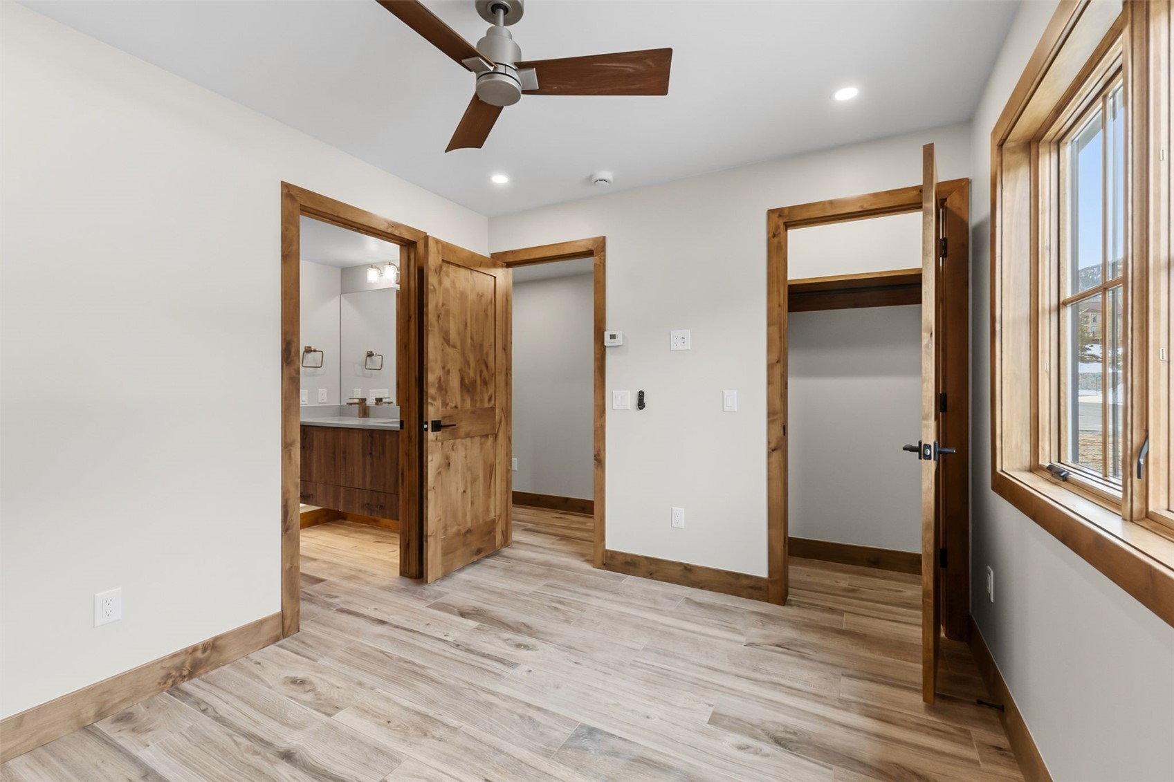 Frisco, Colorado, 80443, United States, 3 Bedrooms Bedrooms, ,3 BathroomsBathrooms,Residential,Active,2018361