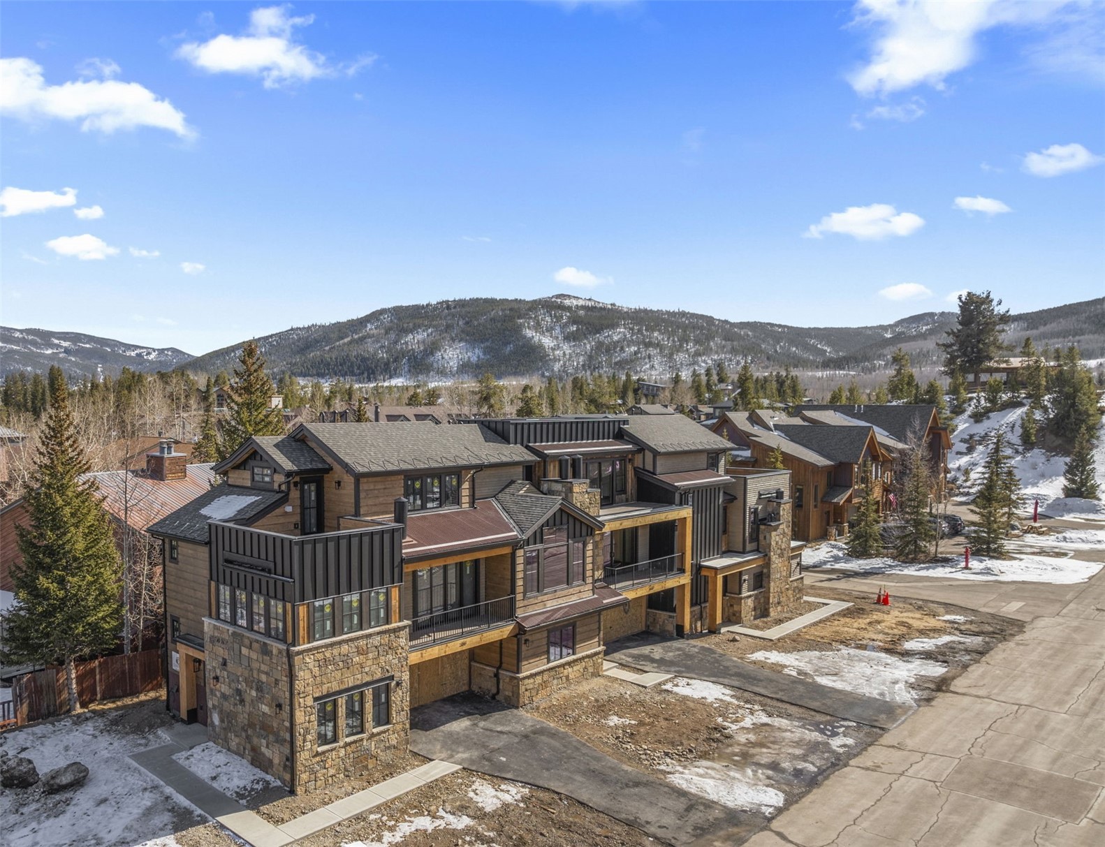 Frisco, Colorado, 80443, United States, 3 Bedrooms Bedrooms, ,3 BathroomsBathrooms,Residential,Active,2018361