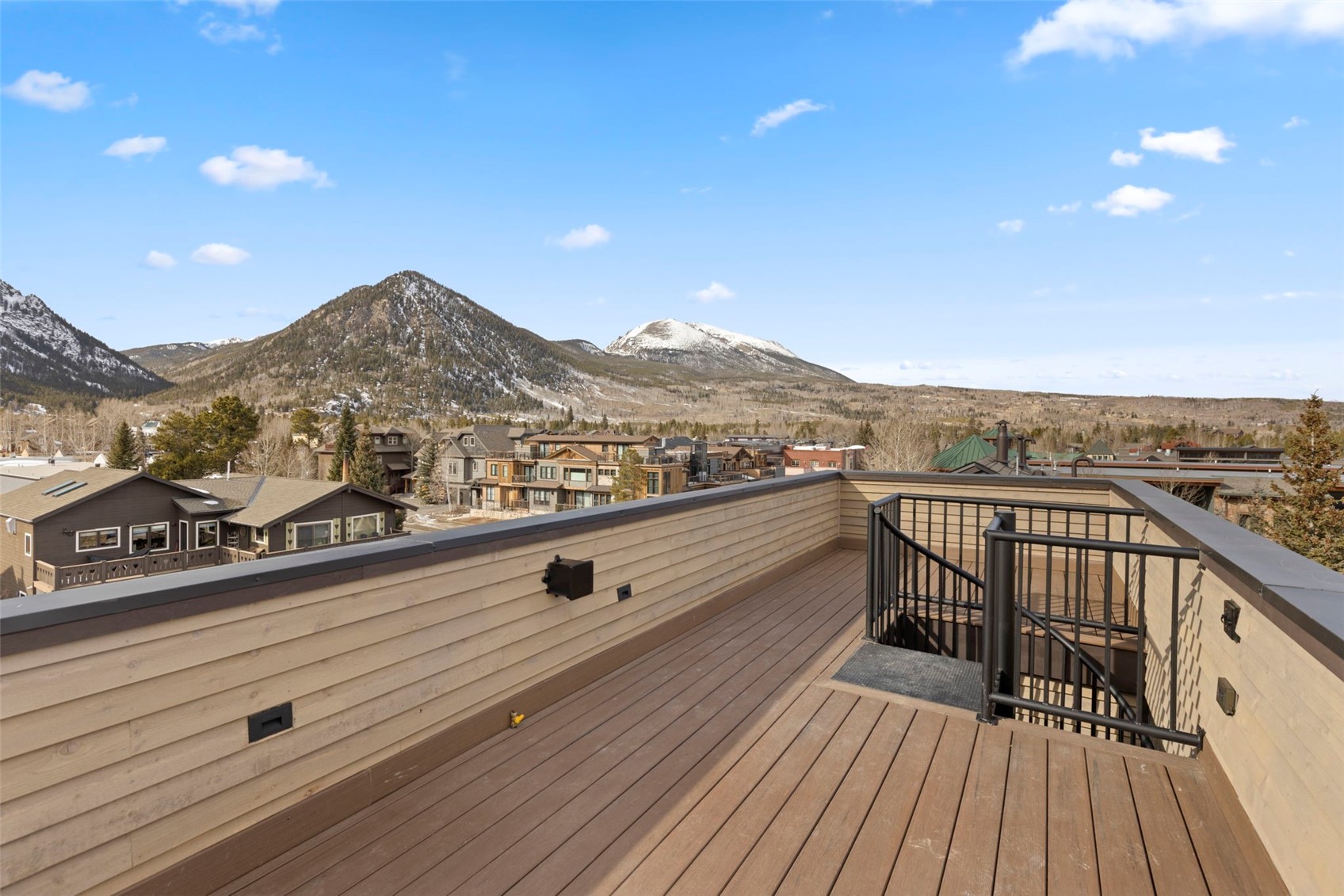Frisco, Colorado, 80443, United States, 3 Bedrooms Bedrooms, ,3 BathroomsBathrooms,Residential,Active,2018361