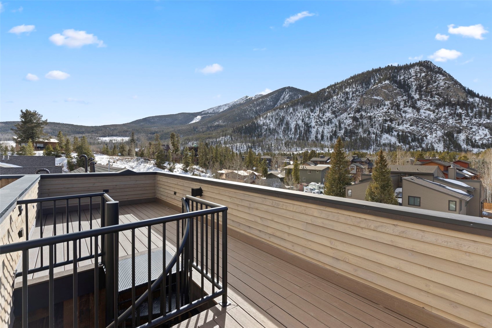 Frisco, Colorado, 80443, United States, 3 Bedrooms Bedrooms, ,3 BathroomsBathrooms,Residential,Active,2018361